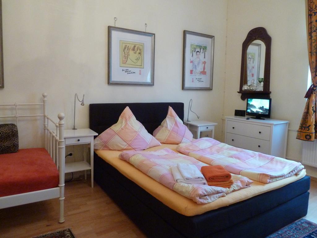 Vorderer Westen Kassel Ngoại thất bức ảnh
